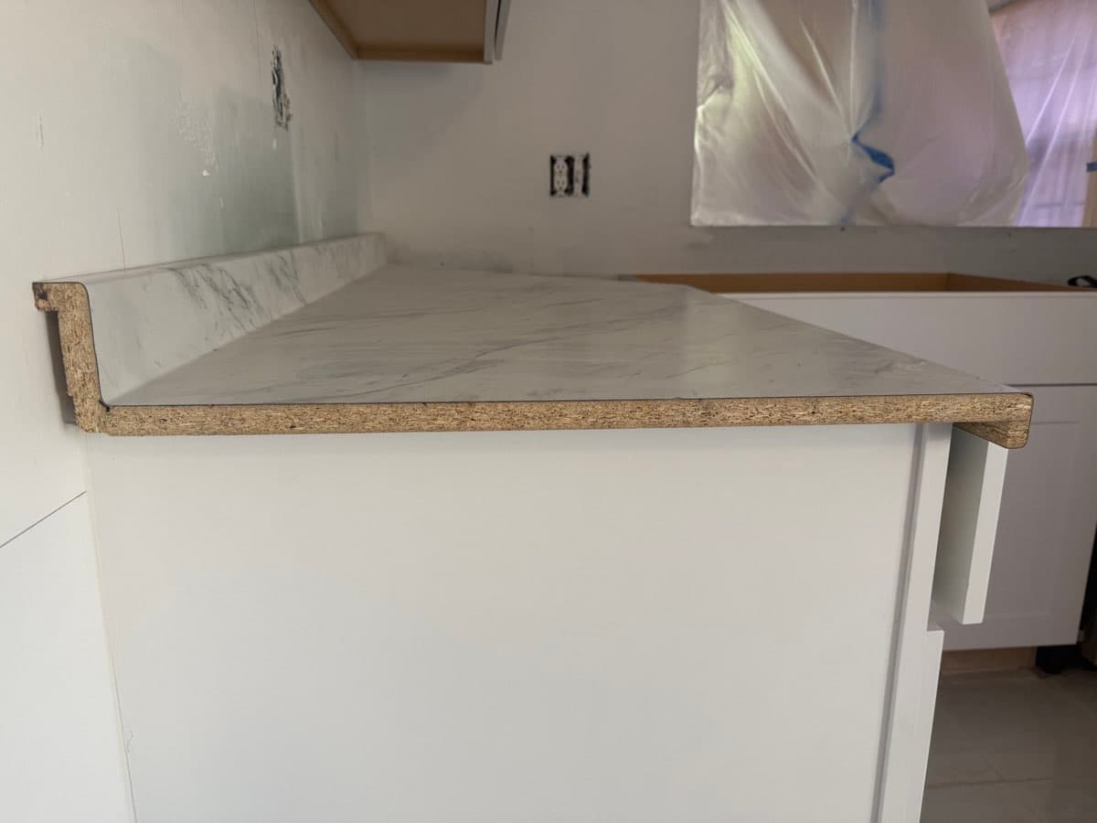 Countertop cut and leveled on a kitchen remodel in South Miami Heights